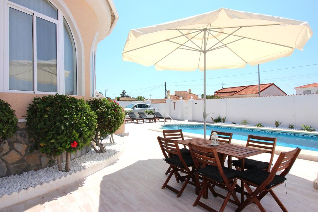 Casa Bruno Villa กิวดาด เกซาดา ภายนอก รูปภาพ